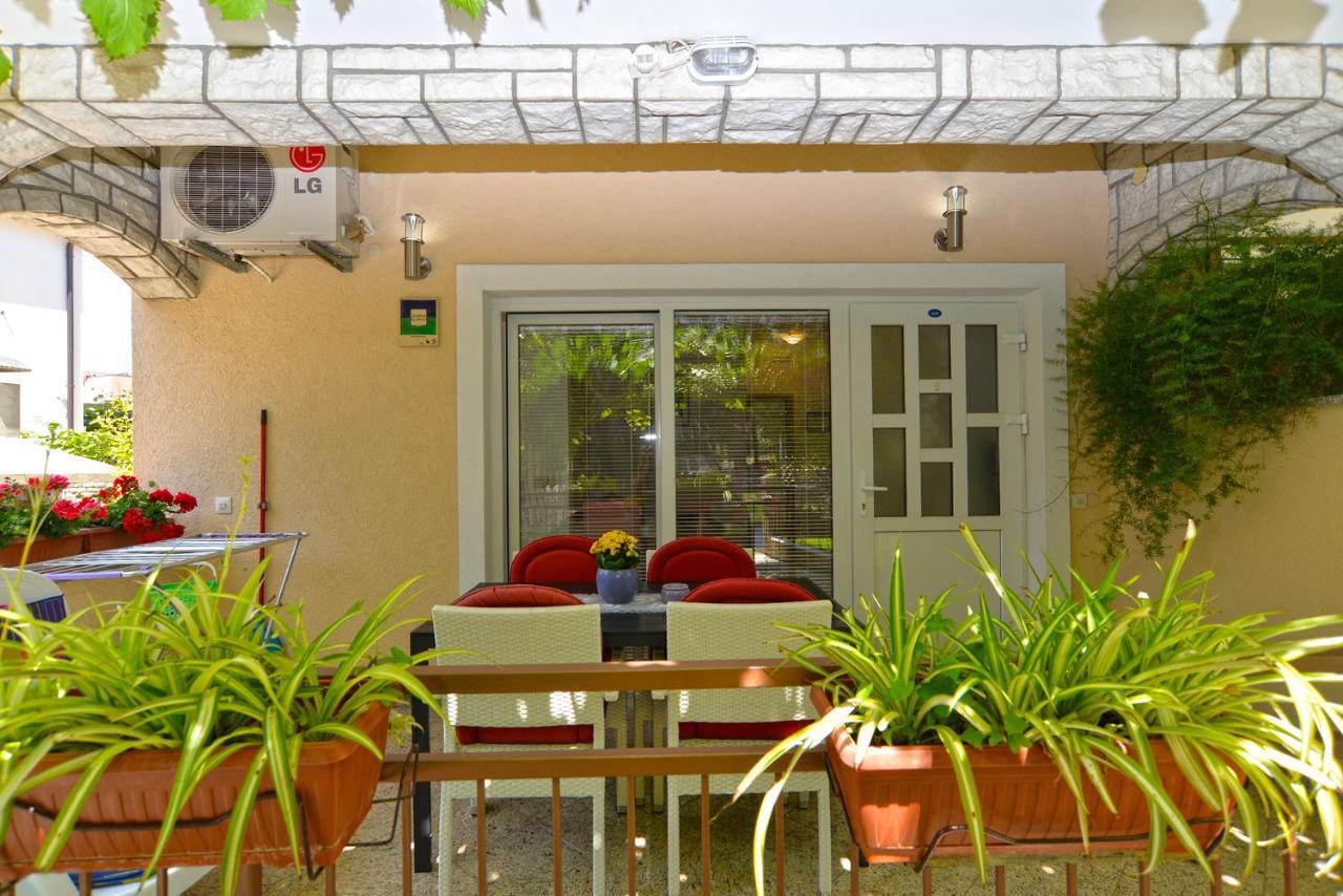 Apartments Marko 1377 Poreč Exteriör bild
